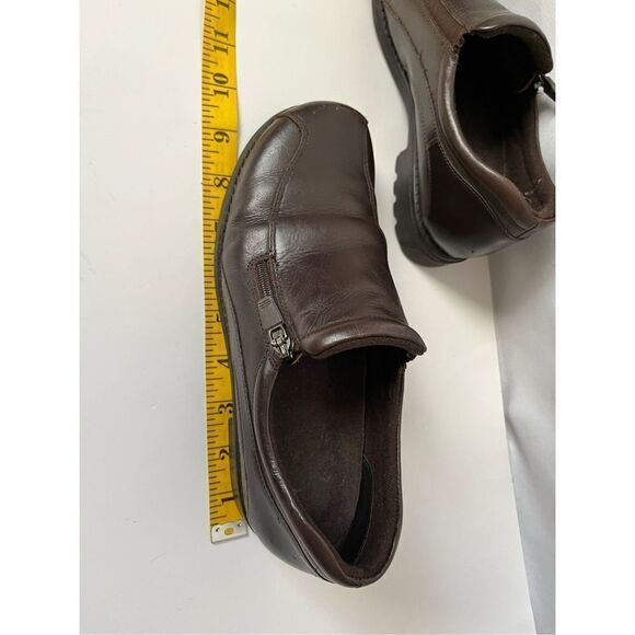 Brown Comfy Flat shoes - Picture 8 of 9